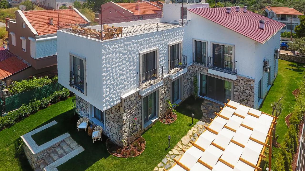 Huzurla Otel Smirne Esterno foto
