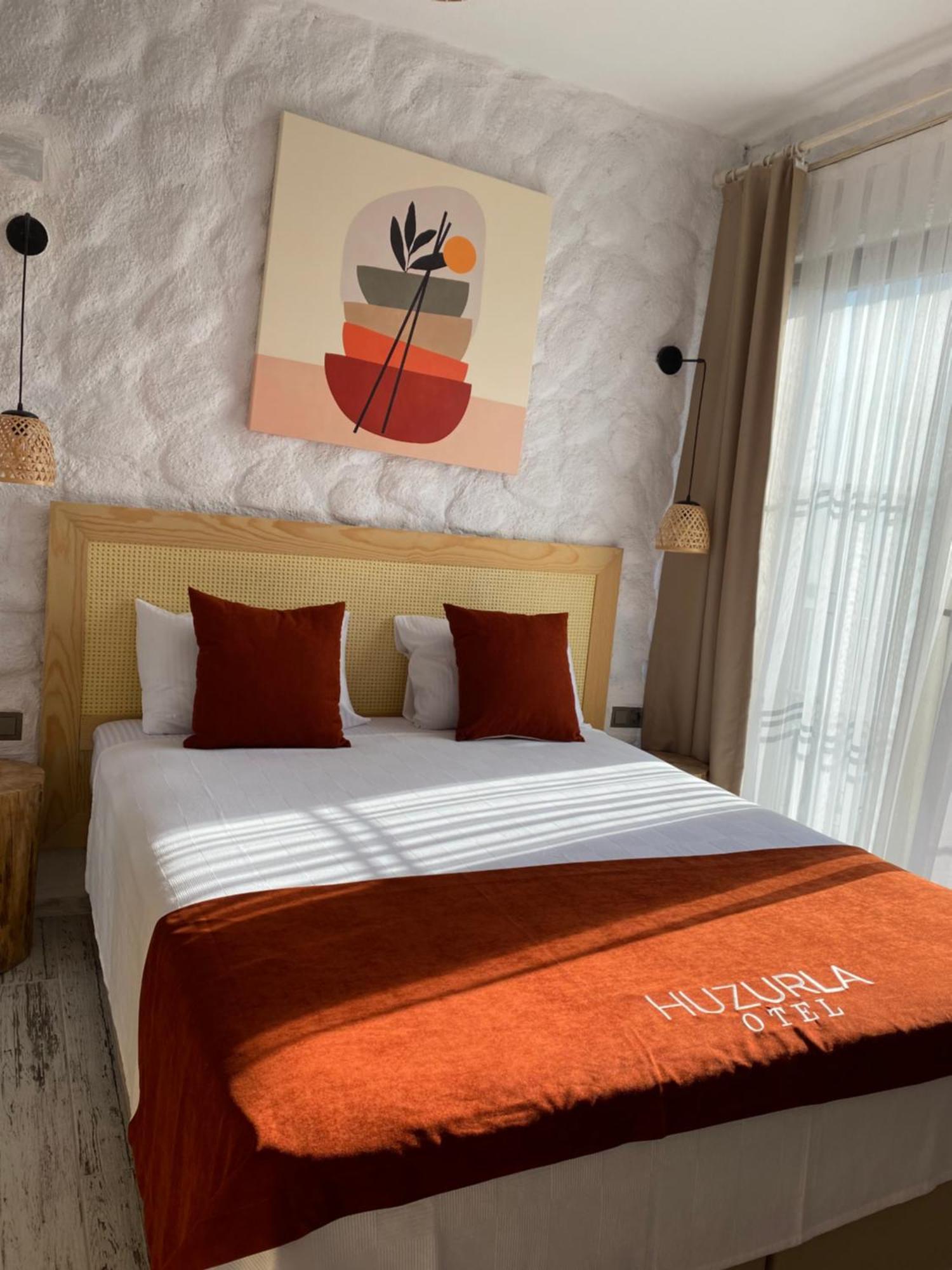 Huzurla Otel Smirne Esterno foto