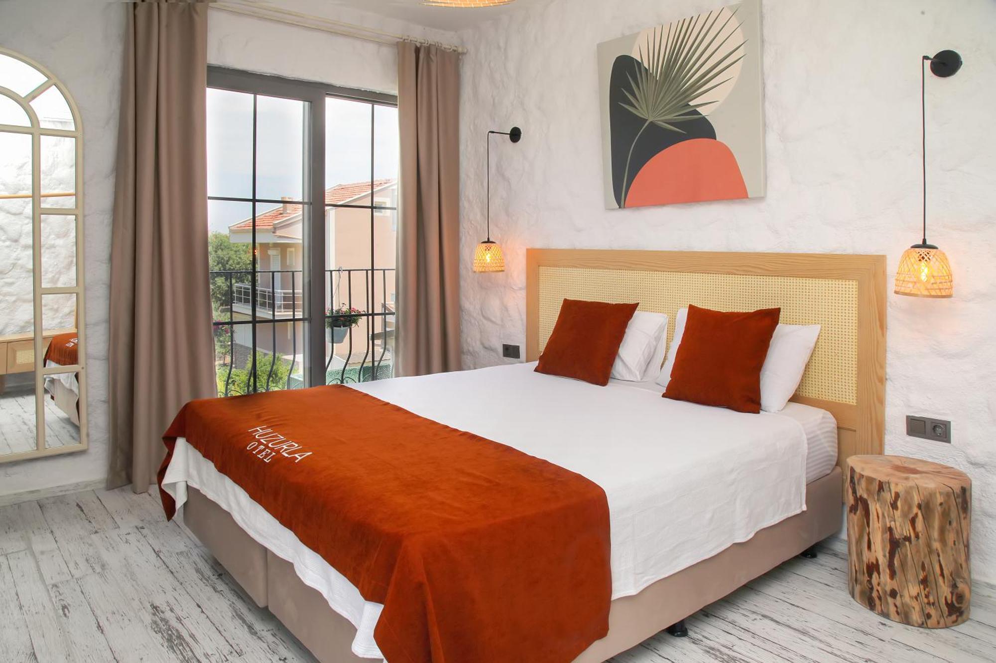 Huzurla Otel Smirne Esterno foto
